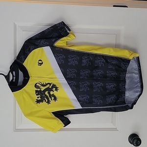 Pearl Izumi lion cycling jersey